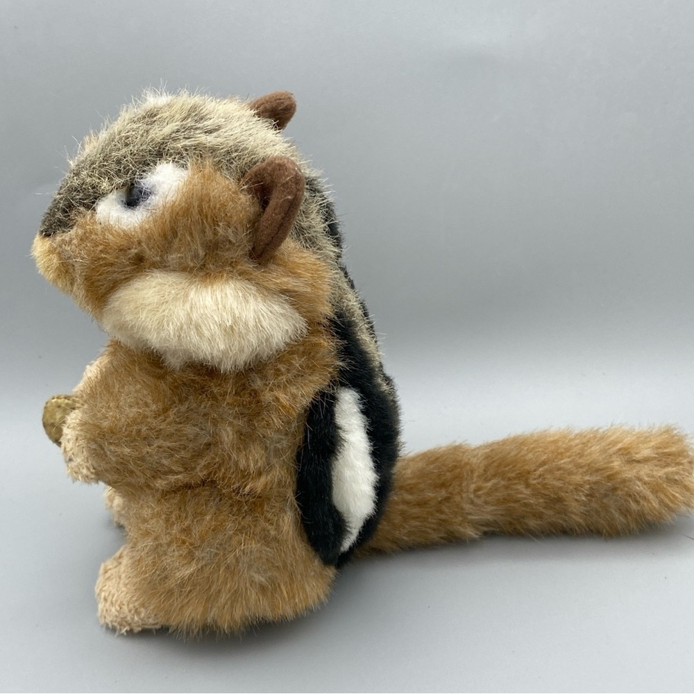 Stuffed Animal House Chipmunk "Peanut" Squirrel Plush 6" Brown Realistic 2019 - Picture 2 of 7